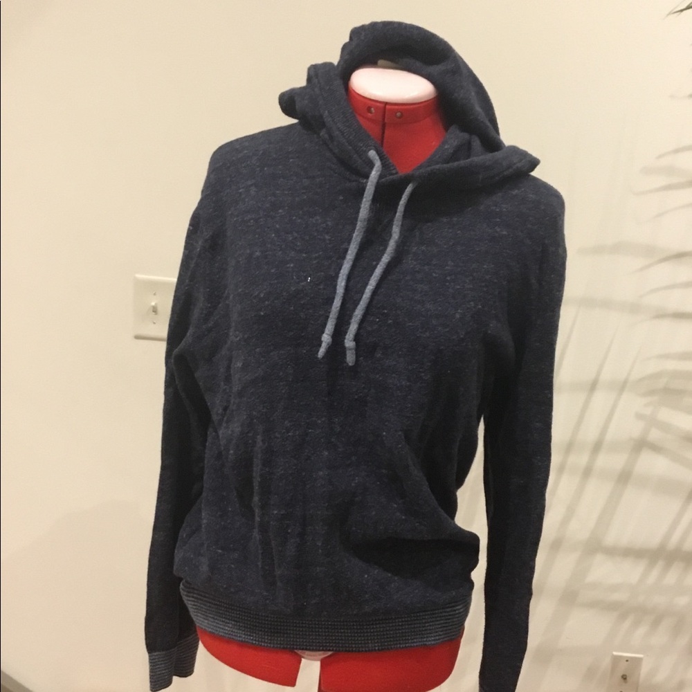 TOTALLY AVERAGE NAVY HOODIE FROM GAP SIZE MEDIUM